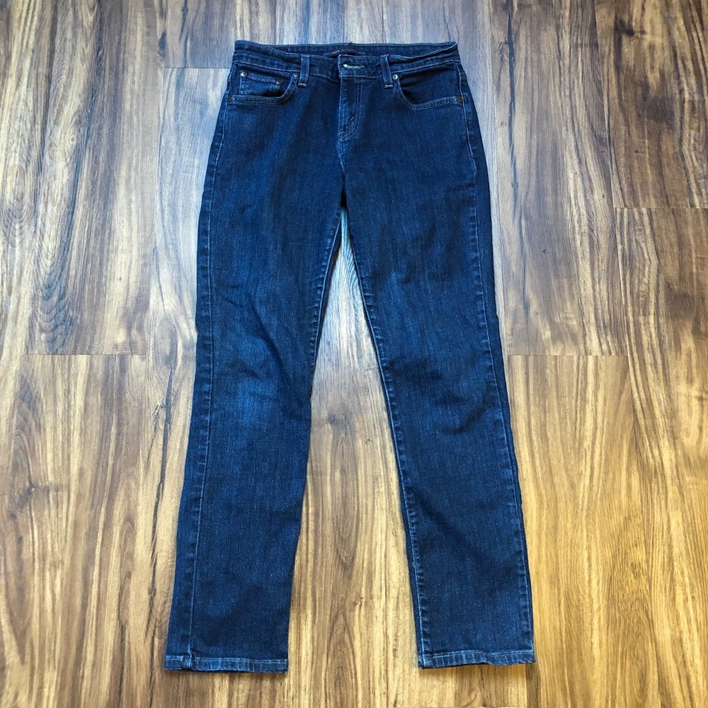 *SOLD*  Levi’s Mid Rise Skinny Jeans